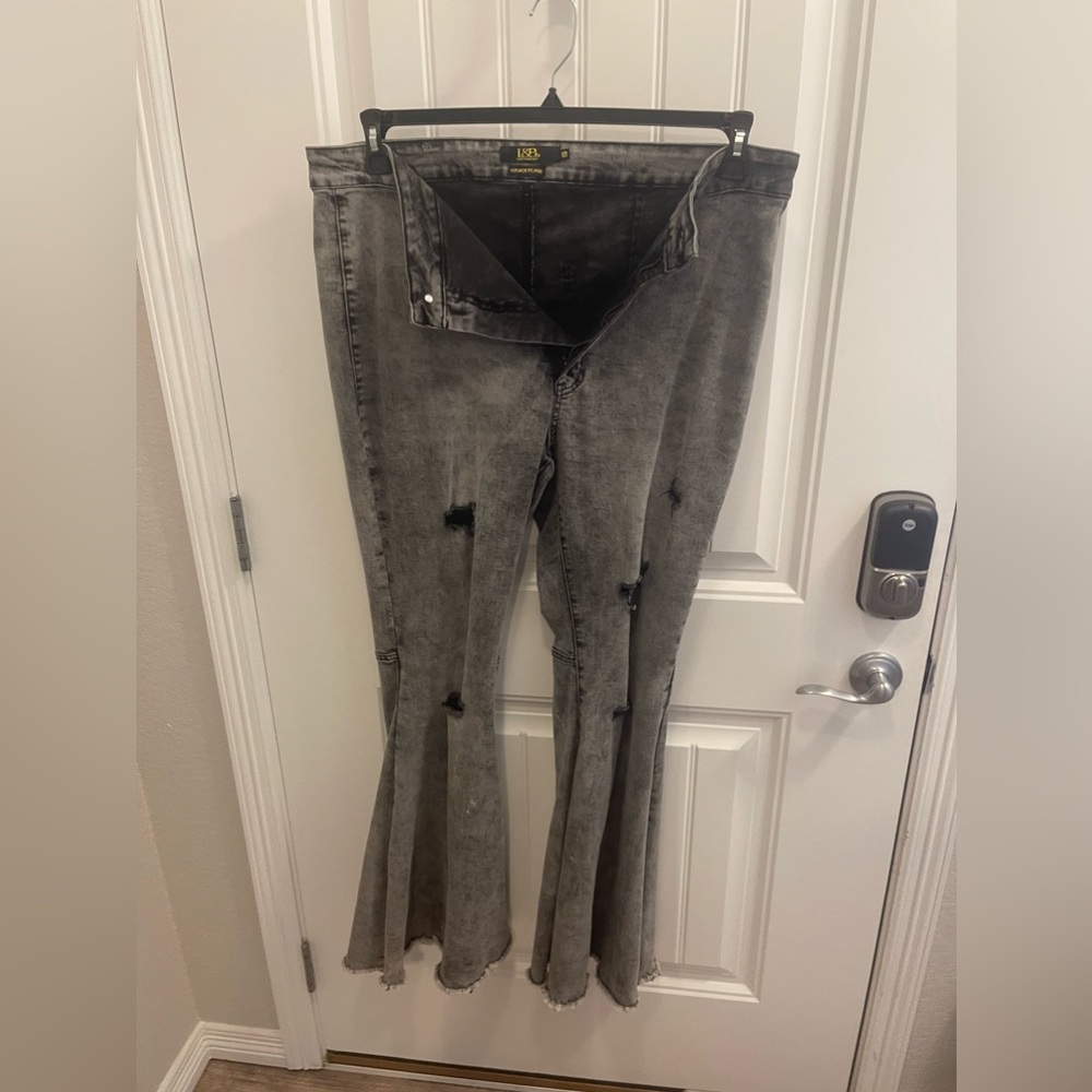 L&B acid wash high rise jeans, size 18. Never worn